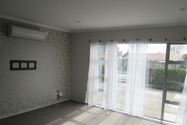 Photo of property in 2 Sunrise Avenue, Owhata, Rotorua, 3010