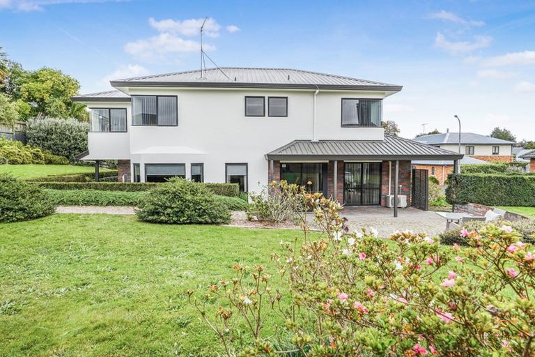 Photo of property in 5 Dallinger Street, St Andrews, Hamilton, 3200