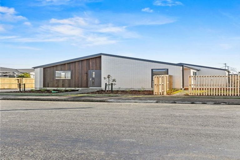 Photo of property in 1/25 Leitch Street, Somerfield, Christchurch, 8024