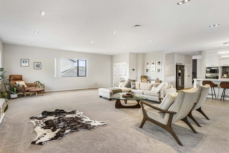 Photo of property in 31 Aldon Lane, The Gardens, Auckland, 2105