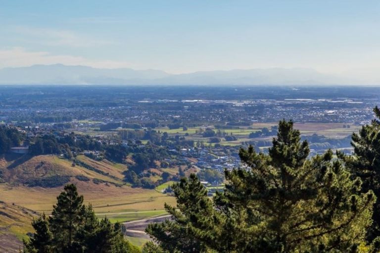 Photo of property in 21 Pentre Terrace, Cashmere, Christchurch, 8022