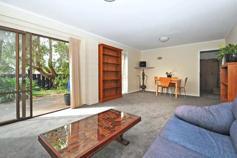 Photo of property in 3 Kegworth Place, Browns Bay, Auckland, 0630