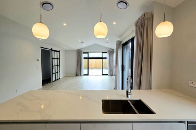 Photo of property in 62 Perendale Road, Jacks Point, 9371