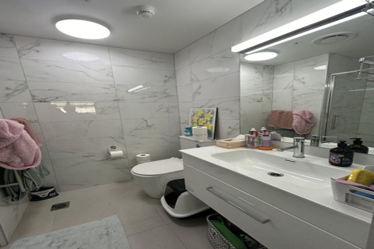 Photo of property in Ink'd, 19 Pirie Street, Mount Victoria, Wellington, 6011