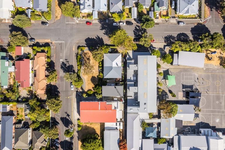 Photo of property in 9-11 Makaro Street, Eastbourne, Lower Hutt, 5013