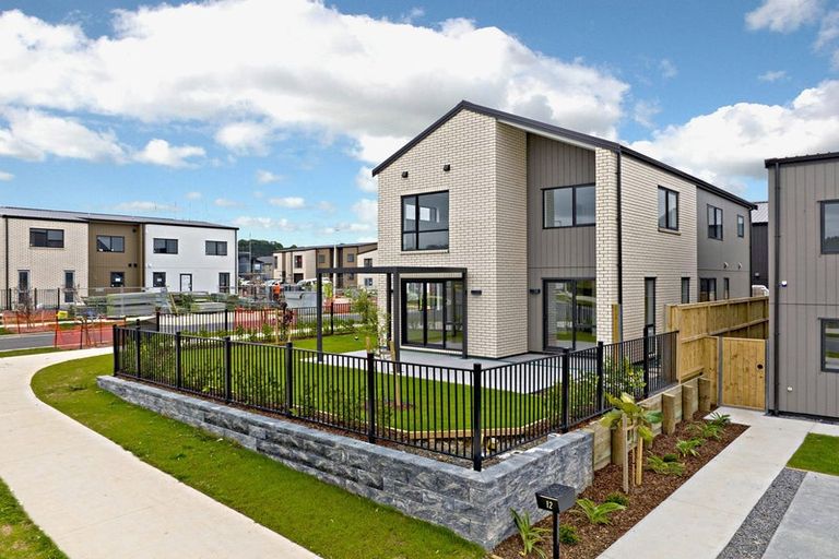 Photo of property in 1 Otereti Street, Flat Bush, Auckland, 2019