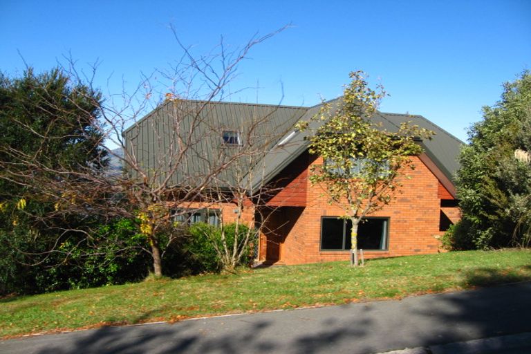 Photo of property in 5 Lachie Griffen Rise, Governors Bay, Lyttelton, 8971