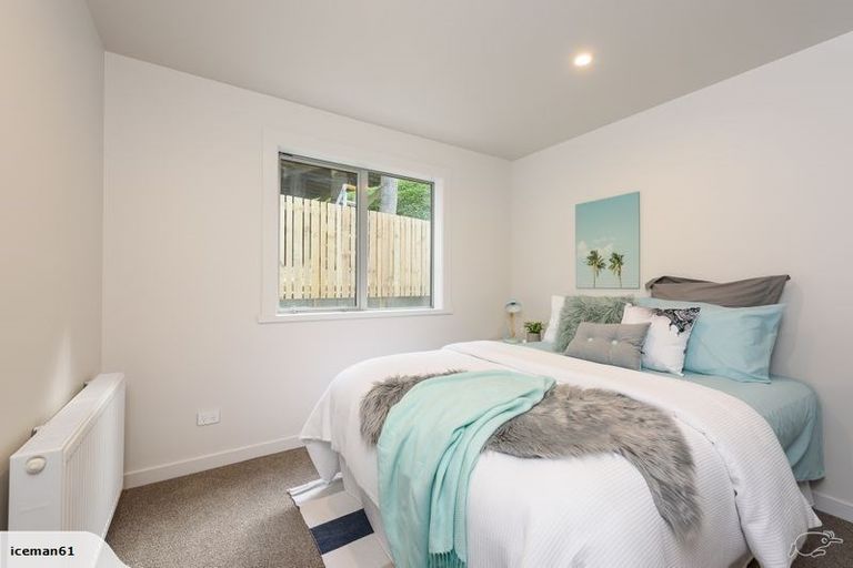 Photo of property in 12a Rarangi Way, Owhiro Bay, Wellington, 6023