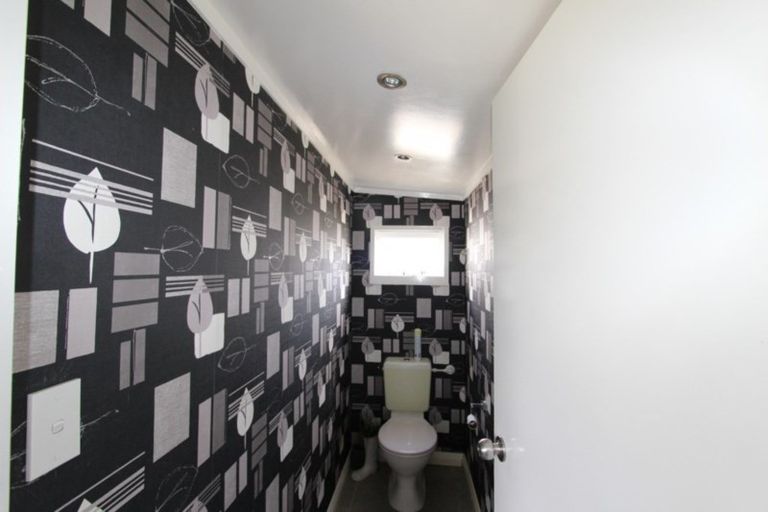 Photo of property in 20 Julia Street, Pahiatua, 4910