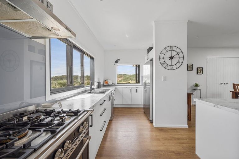 Photo of property in 49 Seafield Road, Eskdale, Napier, 4182