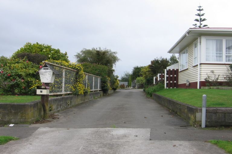 Photo of property in 8 Wairau Place, Kelvin Grove, Palmerston North, 4414