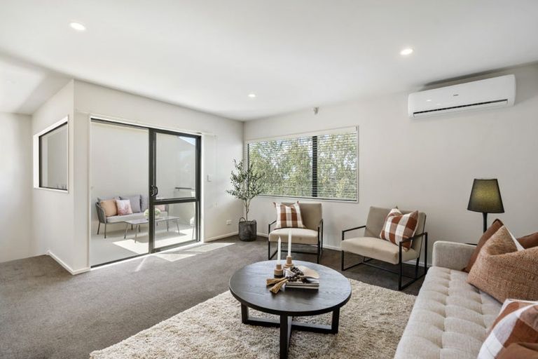 Photo of property in 3/262 Onewa Road, Birkenhead, Auckland, 0626