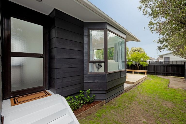 Photo of property in 12a Kingsley Place, Mount Maunganui, 3116