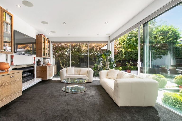 Photo of property in 54 Office Road, Merivale, Christchurch, 8014