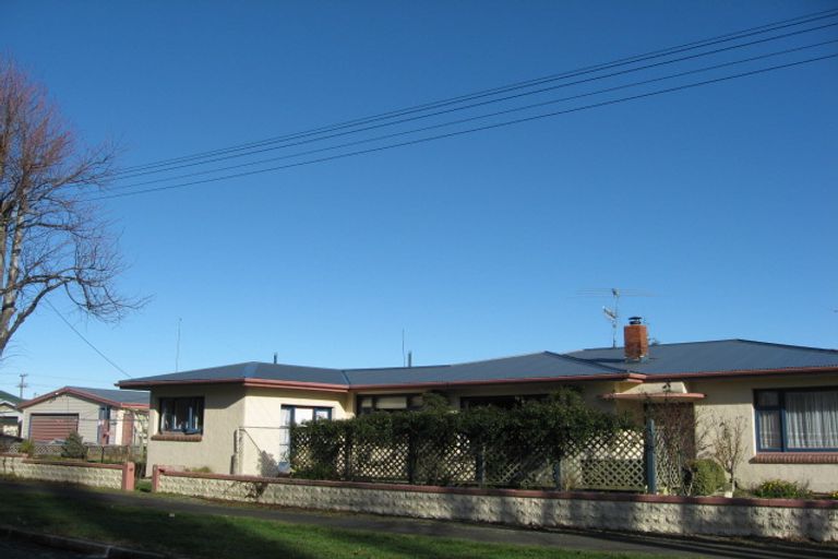 Photo of property in 8 Clyde Street, Winton, 9720