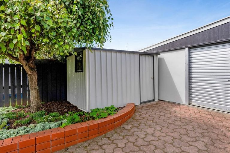 Photo of property in 8 Glamis Avenue, Bell Block, New Plymouth, 4312