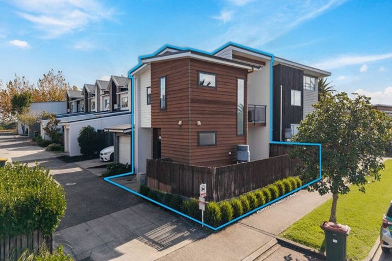 Photo of property in 1 Harvard Street, Hobsonville, Auckland, 0618