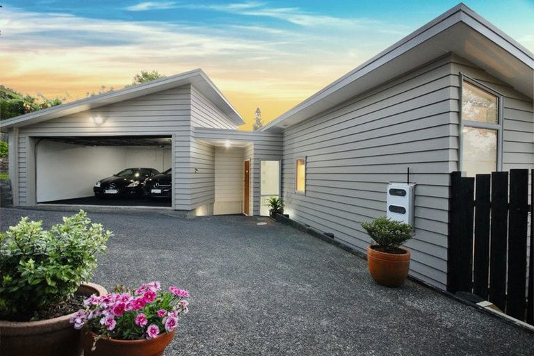Photo of property in 21a Kia Ora Road, Beach Haven, Auckland, 0626
