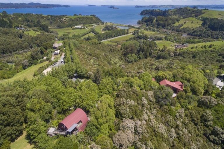 Photo of property in 889 Takatu Road, Tawharanui Peninsula, Matakana, 0986