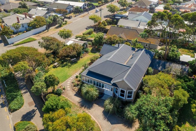 Photo of property in 155 Shaw Avenue, New Brighton, Christchurch, 8083