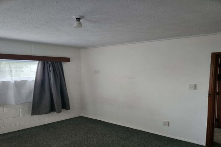Photo of property in 1/4 Idlewild Avenue, Mangere, Auckland, 2022