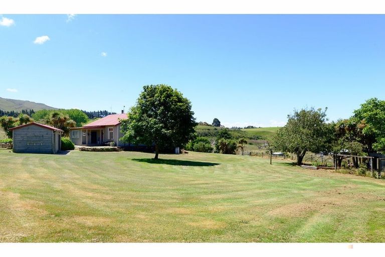 Photo of property in 617 Waihaorunga Back Road, Elephant Hill, Waimate, 7977