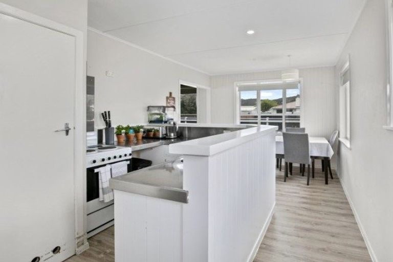 Photo of property in 71 Karamu Crescent, Wainuiomata, Lower Hutt, 5014