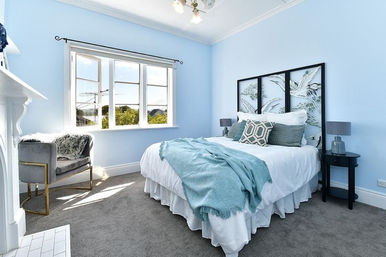 Photo of property in 43 Puriri Street, Helensville, 0800