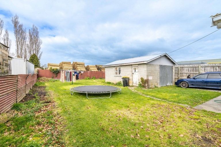 Photo of property in 98 Hokonui Drive, Gore, 9710