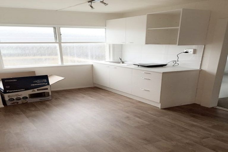 Photo of property in 5/320 Pakuranga Road, Pakuranga Heights, Auckland, 2010