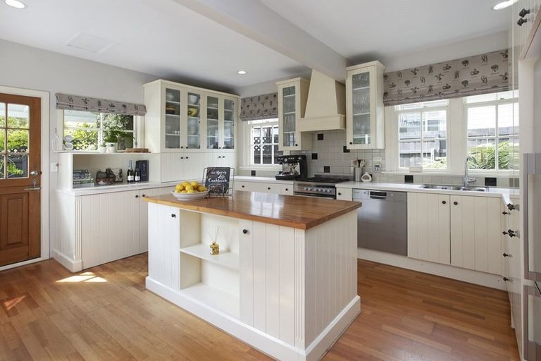 Photo of property in 108 Clyde Road, Ilam, Christchurch, 8041