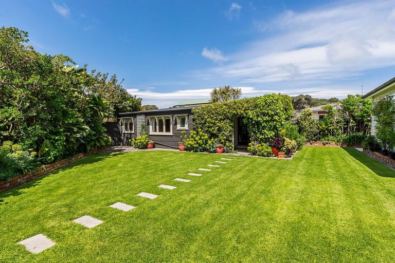 Photo of property in 66 Ludlam Street, Seatoun, Wellington, 6022