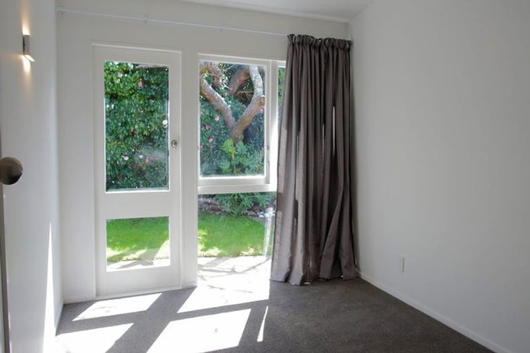 Photo of property in 23 Parkes Avenue, Saint Johns Hill, Whanganui, 4501