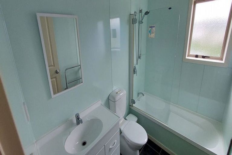 Photo of property in 72a Sheridan Terrace, Johnsonville, Wellington, 6037