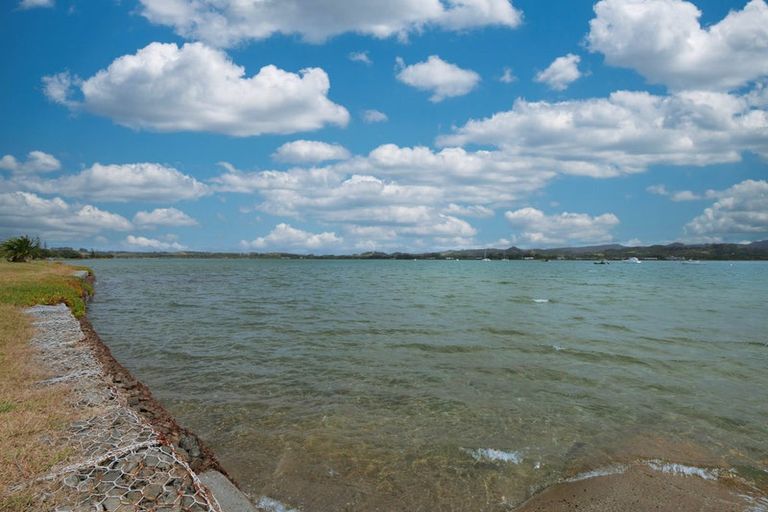 Photo of property in 185 Omaha Drive, Omaha, 0986