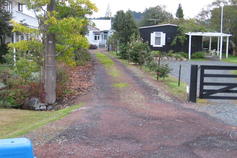 Photo of property in 35 Harbour View Road, Point Wells, Warkworth, 0986