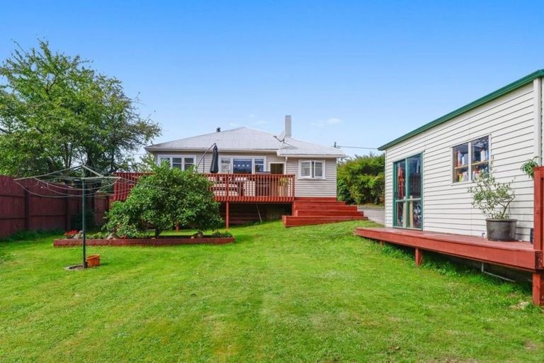 Photo of property in 8 Neil Road, Fairy Springs, Rotorua, 3015