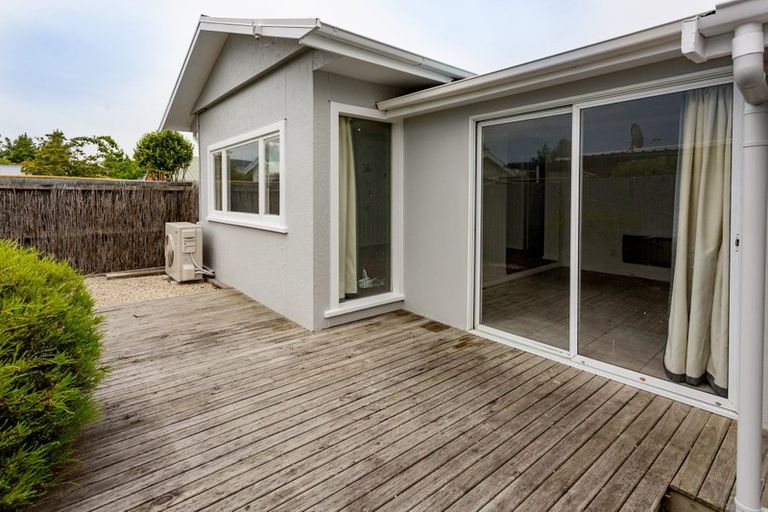 Photo of property in 28 Meadow Street, Papanui, Christchurch, 8052