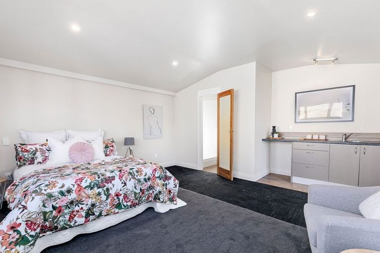 Photo of property in 31 Bay Street, Petone, Lower Hutt, 5012