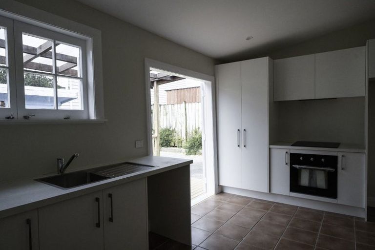 Photo of property in 40 Te Wharepouri Street, Berhampore, Wellington, 6023