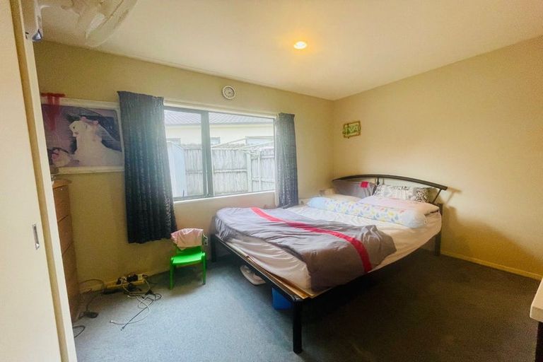 Photo of property in 64 Tiger Drive, Golflands, Auckland, 2013