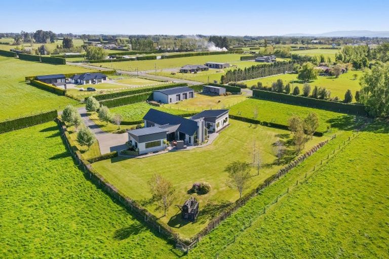 Photo of property in 48a Egerton Road, Winton, 9781