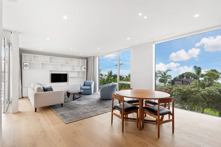 Photo of property in 20 Cameron Street, Takapuna, Auckland, 0622