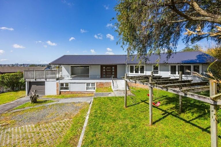 Photo of property in 64 Astley Avenue, New Lynn, Auckland, 0600