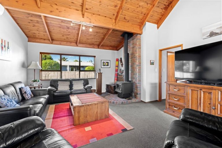 Photo of property in 32 Onepu Lane, Manly, Whangaparaoa, 0930