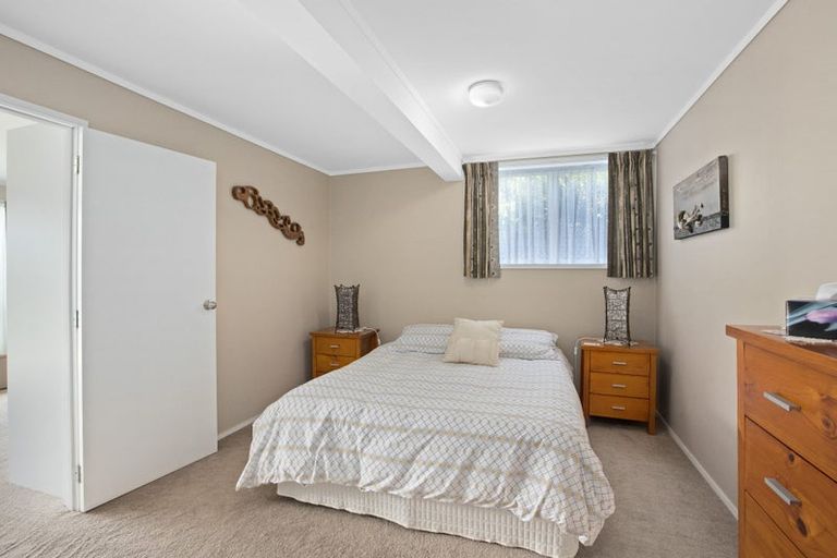 Photo of property in 12 Penguin Street, Leigh, 0985