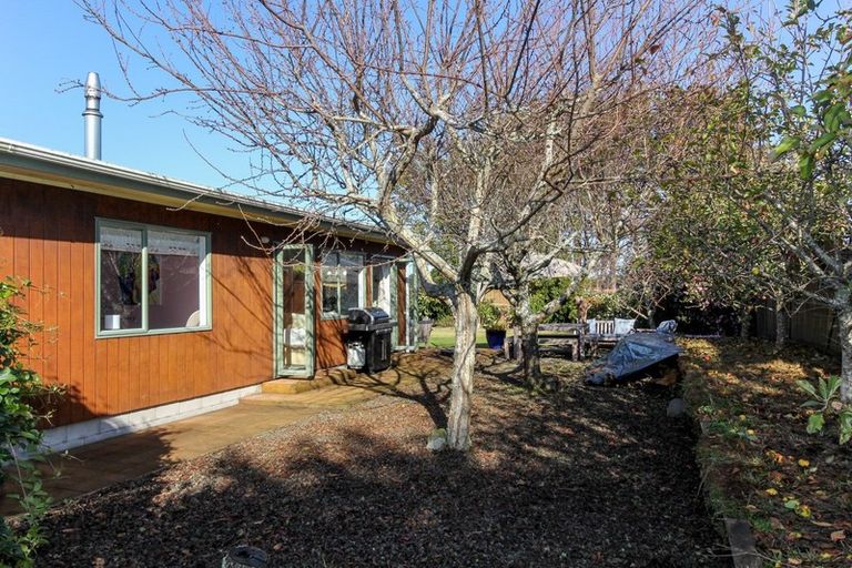 Photo of property in 26 Carthew Street, Okato, 4335