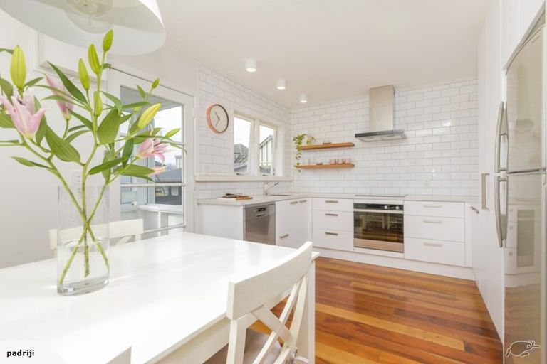 Photo of property in 148 Wellington Street, Howick, Auckland, 2014