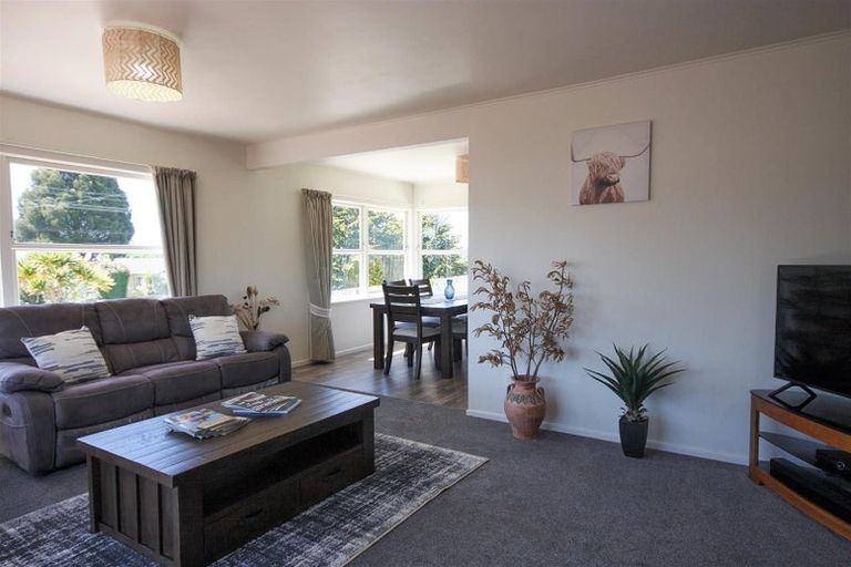 Photo of property in 5 Porikapa Road, Owhata, Rotorua, 3010