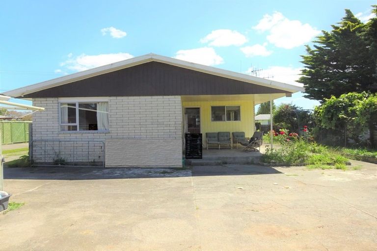 Photo of property in 54 Futter Street, Foxton, 4814